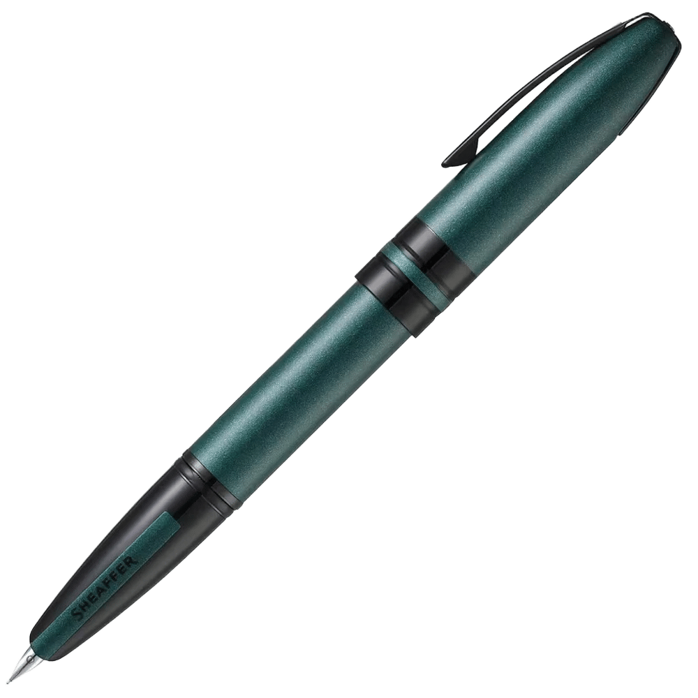 Sheaffer Icon Metallic Green with Glossy Black PVD Trim Fountain Pen by Sheaffer - ISBN: 0074040553567