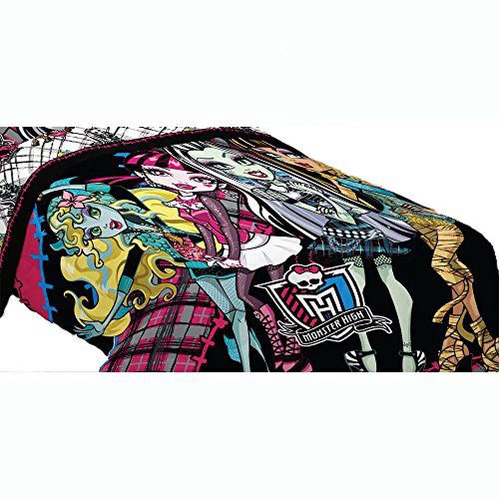 Mattel 72 By 86 Inch Monster High Right To Fright Microfiber