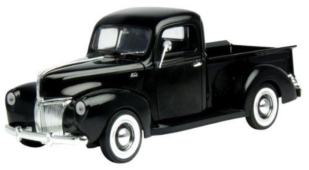 Motormax 1:18 Die-Cast 1940 Ford Pickup, 0661732731701