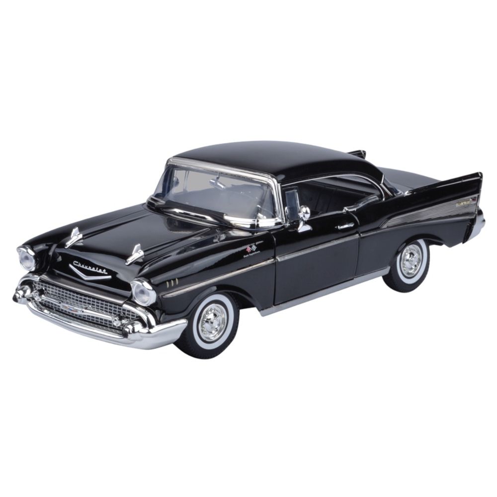 Motormax Timeless Legends - 1:18 1957 Chevy Bel Air (Hard Top) by Motormax - ISBN: 0661732731800