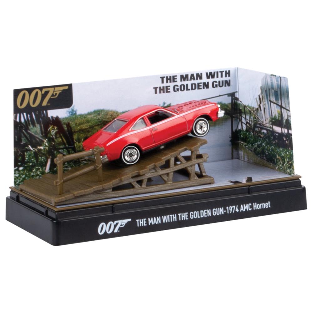 James Bond Collection - Diorama The Man With The Golden Gun (1974 Amc Hornet) - 3 Inch, 0661732798223