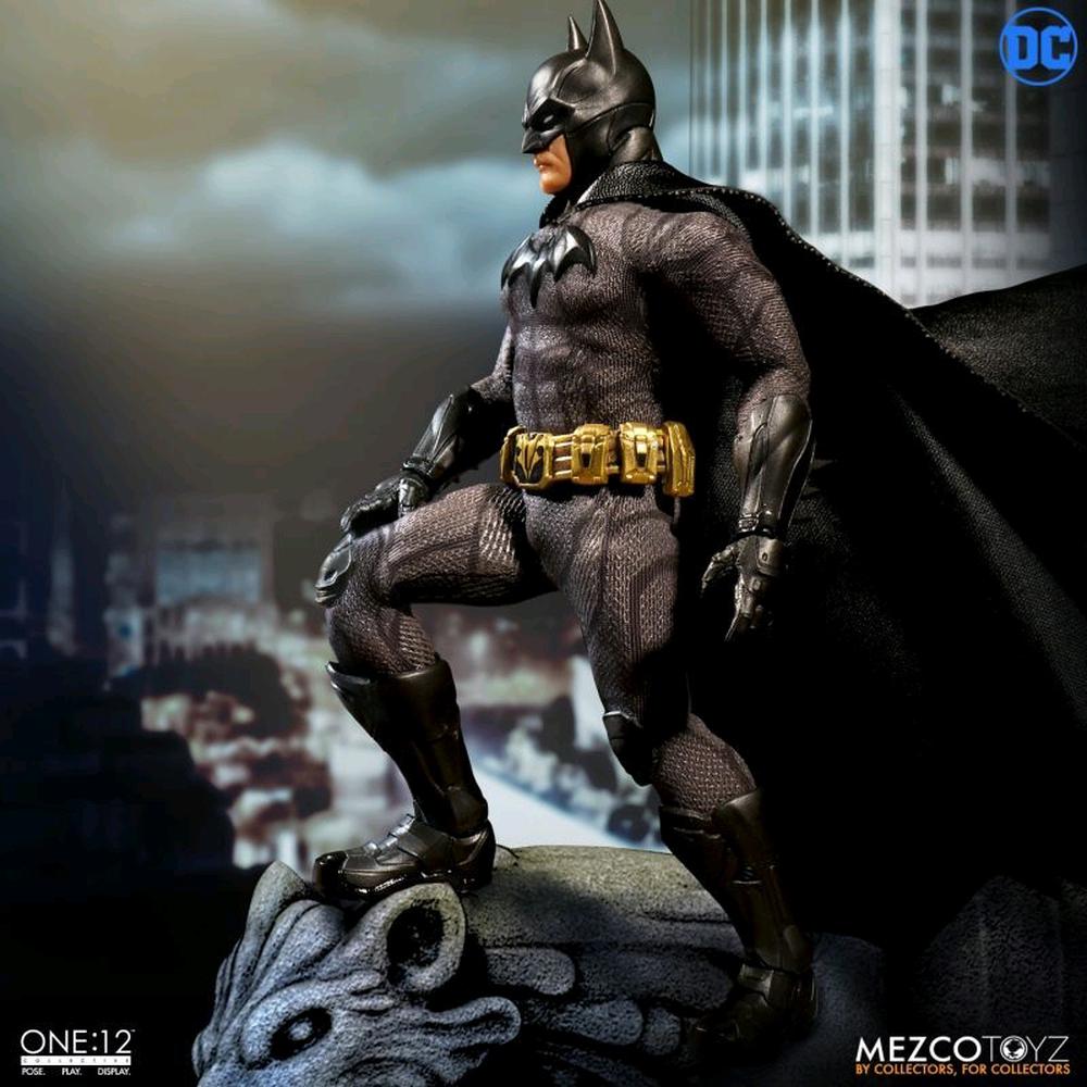 mezco sovereign knight batman