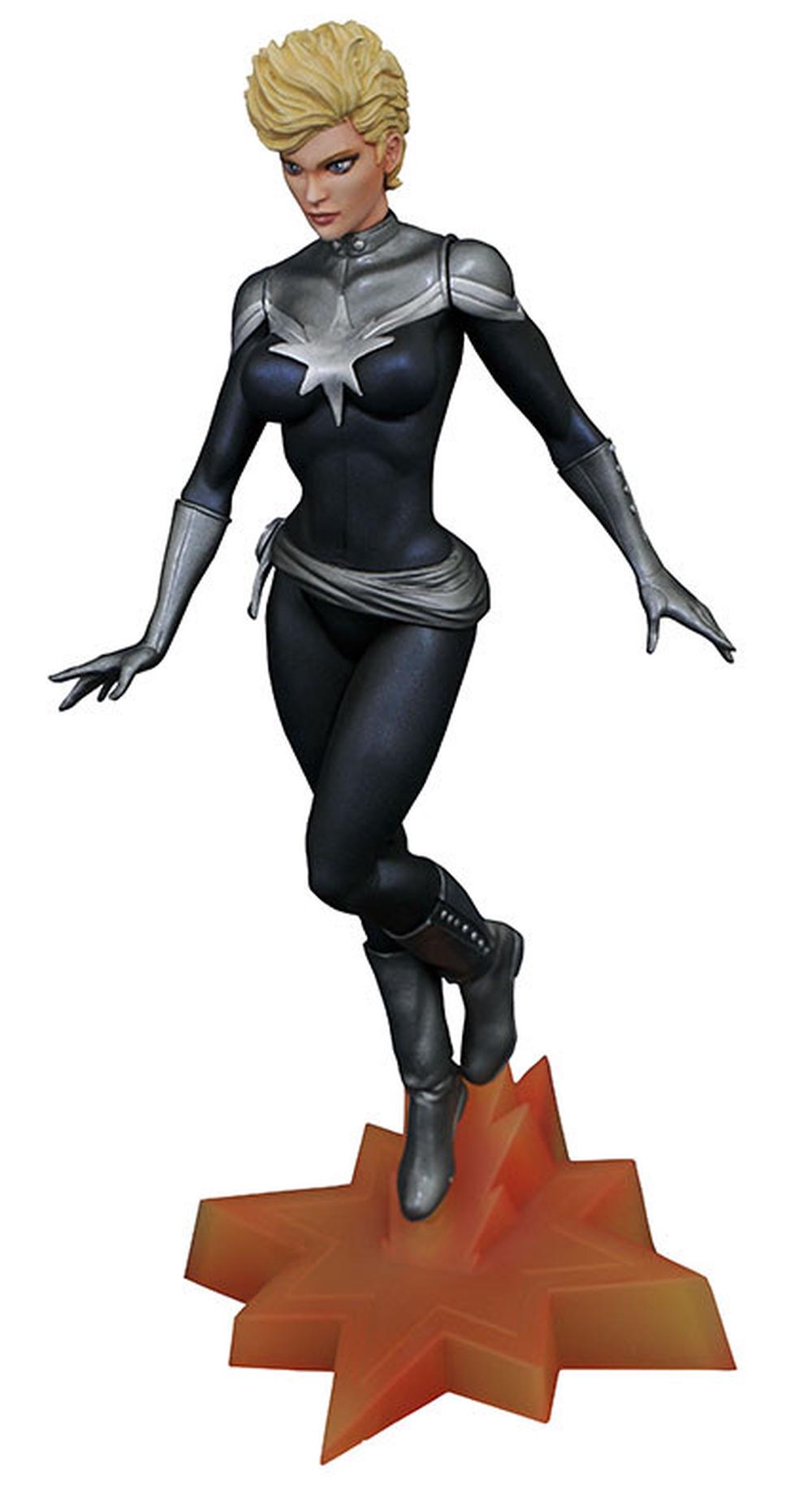 Diamond Select Toys Captain Marvel: Captain Marvel