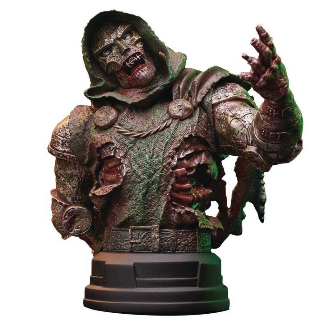Diamond Select Toys Marvel Zombies - Dr Doom Bust NY21 by Diamond Select Toys - ISBN: 0699788843895