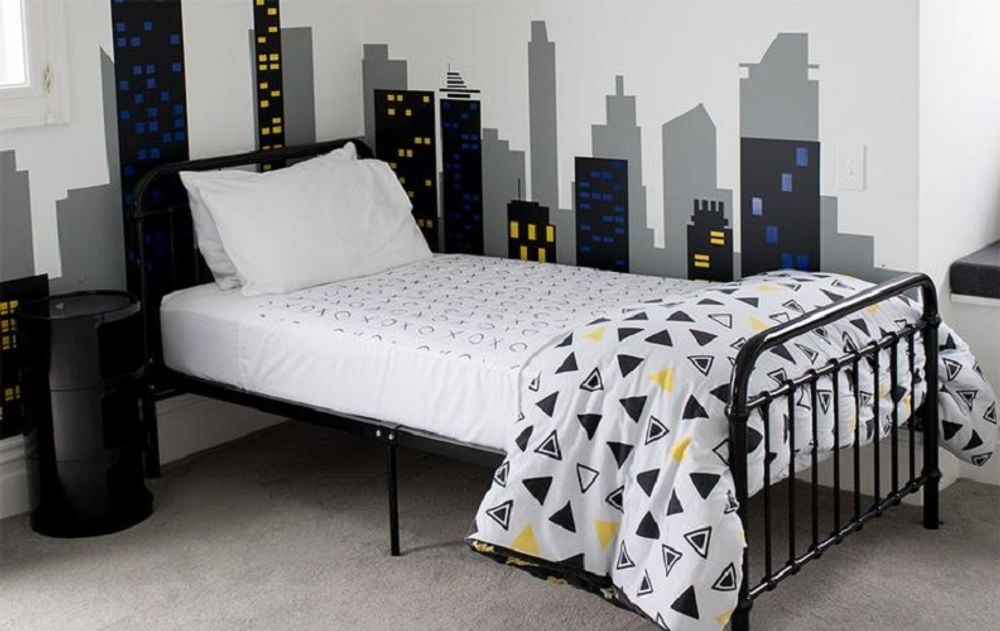 Brolly Sheets Bed Pad With Wings (Hugs and Kisses) - Single by Brolly Sheets - ISBN: 0735850009629