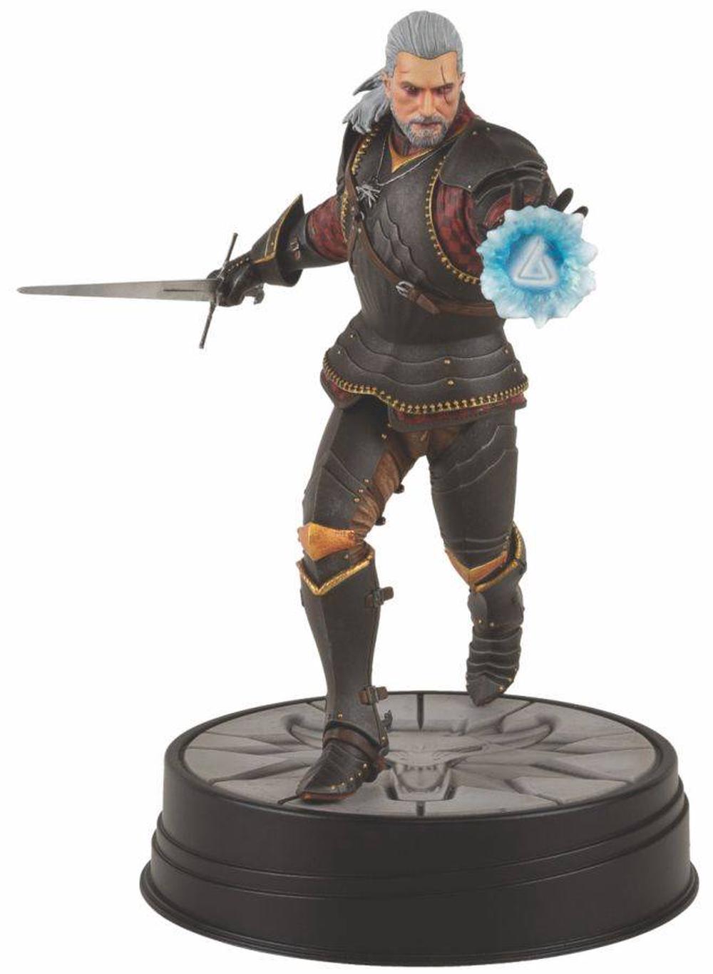 Dark Horse Comics The Witcher 3 - Geralt Toussaint Tourney Armor Figure, 0761568009972