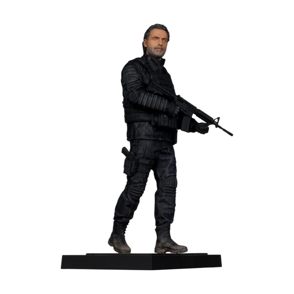 McFarlane Toys Walking Dead - Rick Grimes (The Ones Who Live) Resin Statue, 0787926143379