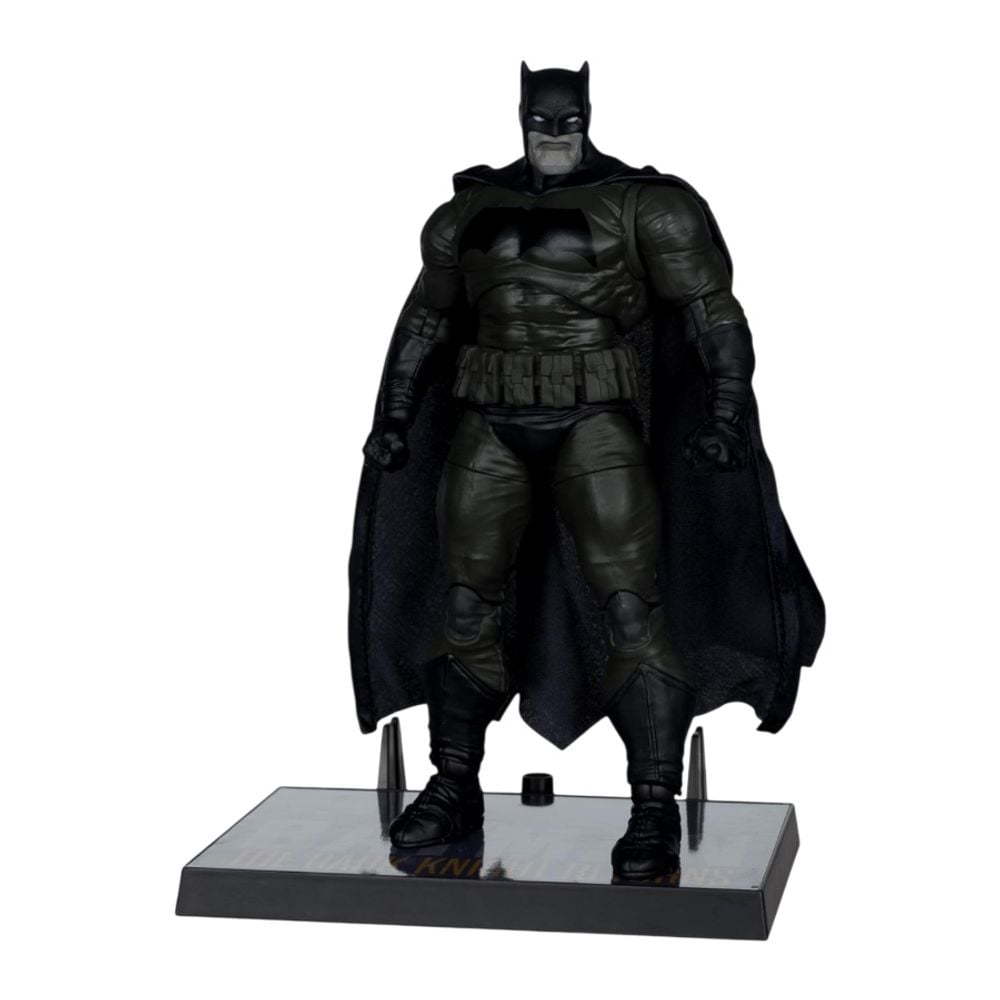 McFarlane Toys DC Multiverse - Cover Recreations Batman (The Dark Knight Returns) Gold Label Figure - 7 Inch by McFarlane Toys - ISBN: 0787926173437