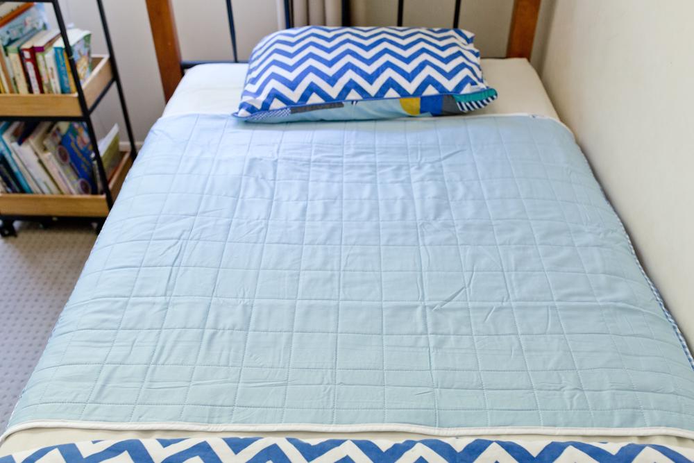 Bed Pad With Wings (Blue), 0793573678096