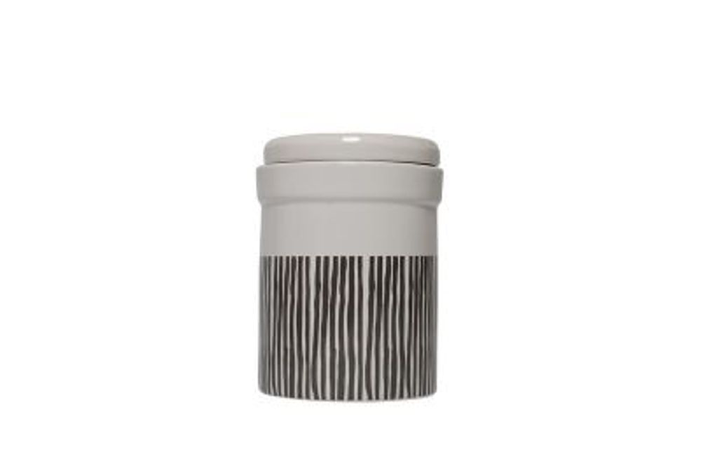 Ceramic Canister CERAMIC CANISTER WITH SECURE LID & SILICONE SEAL FOR PRESERVING FRESHNESS. SUITABLE FOR CAT AND DOG TREATS. CARE INSTRUCTIONS: WIPE CLEAN WITH A DAMP CLOTH. (0797776301010)