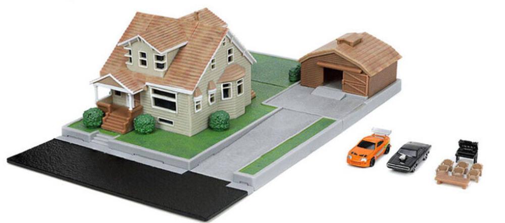 Fast & Furious - Dom's House Nano Scene with 2 Vehicles, 0801310336687