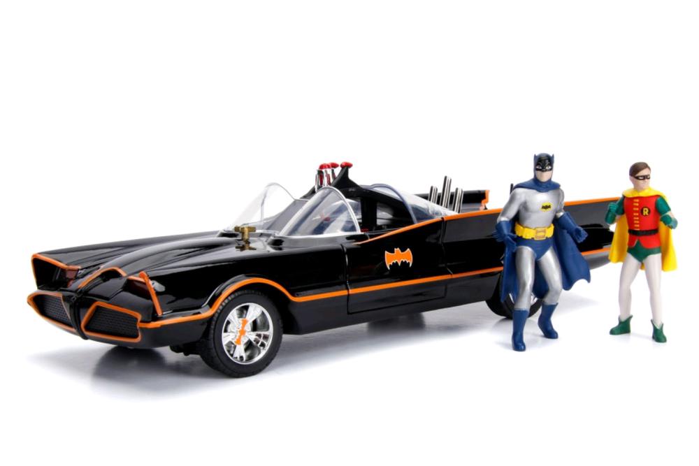 Batman (1966) - Batmobile 1:18 With Batman, 0801310986257