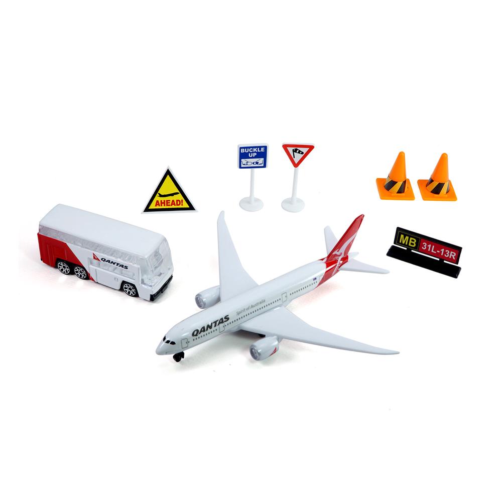 Qantas clearance toy planes