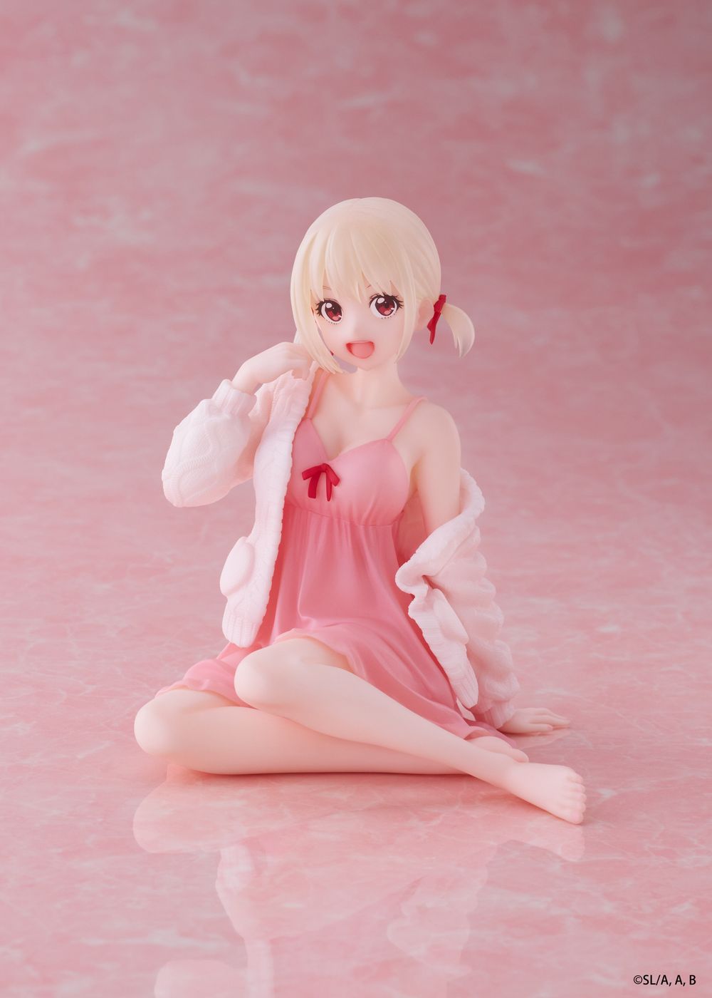 TAITO Lycoris Recoil Desktop Cute Figure Chisato Nishikigi (Roomwear Version) by TAITO - ISBN: 0840342403981