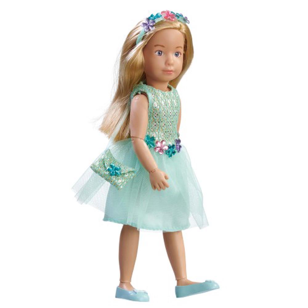 Vera Goes To A Birthday Party Doll - 23cm, 4030936002959