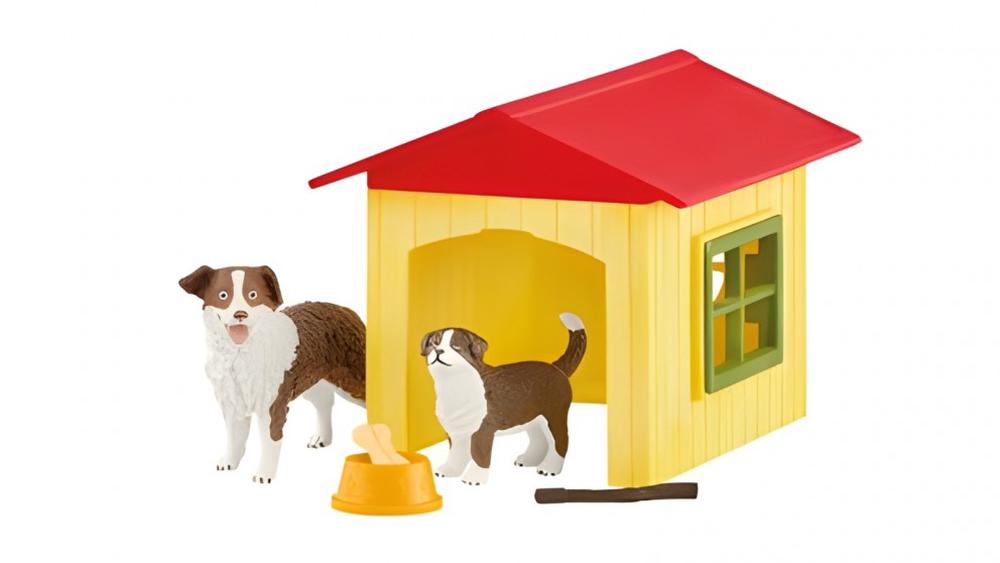 Schleich Friendly Dog House | Buy online at The Nile