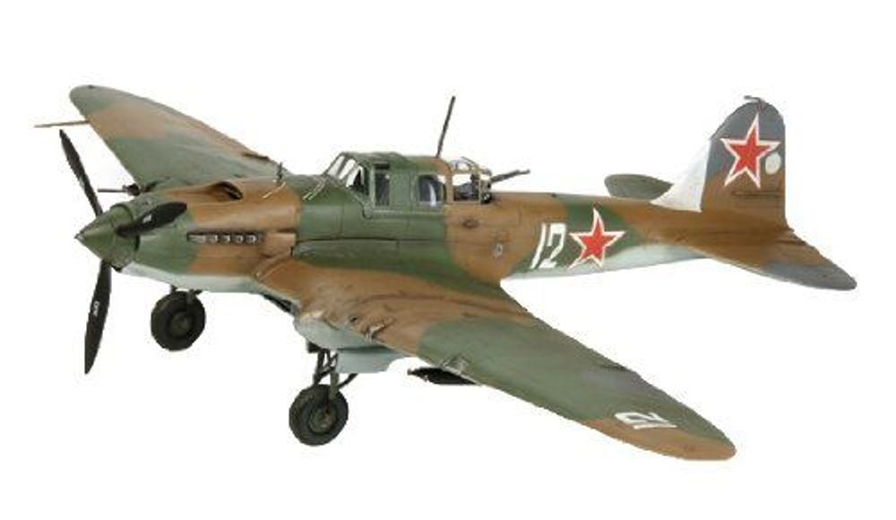 Tamiya Models Ilyushin IL-2 Shturmovik Model Kit (1/72 Scale) by Tamiya Models - ISBN: 4950344607815