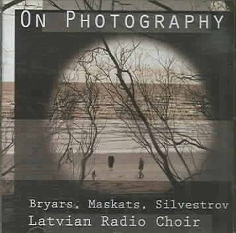 On Photography, 5024545341522