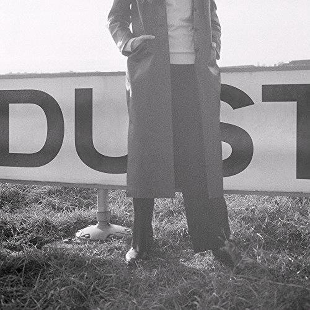 Dust - ISBN: 5055300386830