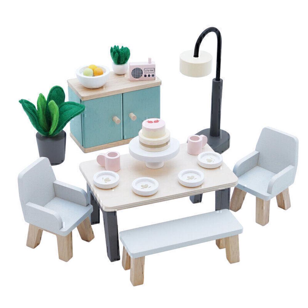 Wooden Dolls House Dining Room, 18 Pieces, 5060023410564