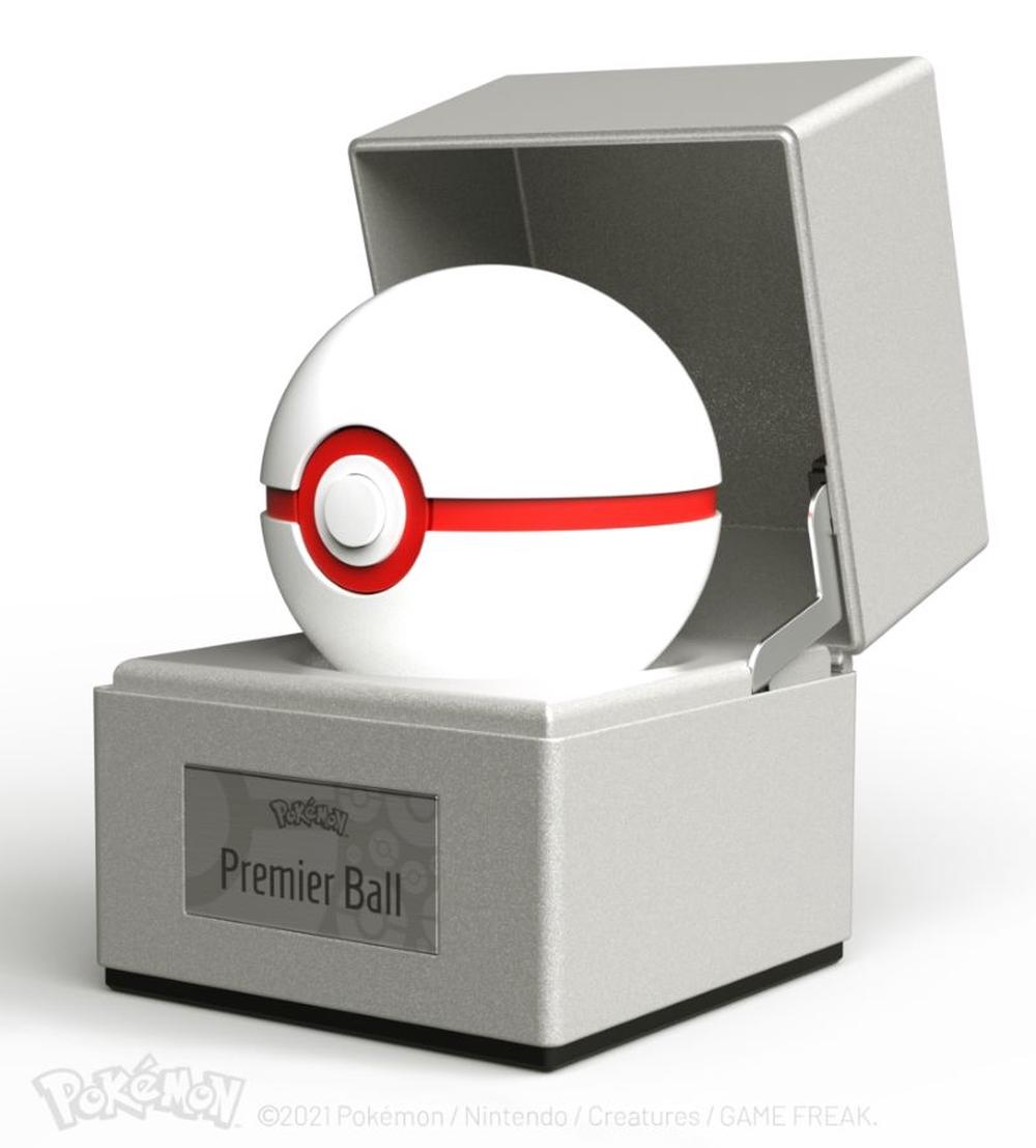 The Wand Company Pokemon - Premier Ball Prop Replica, 5060178520538