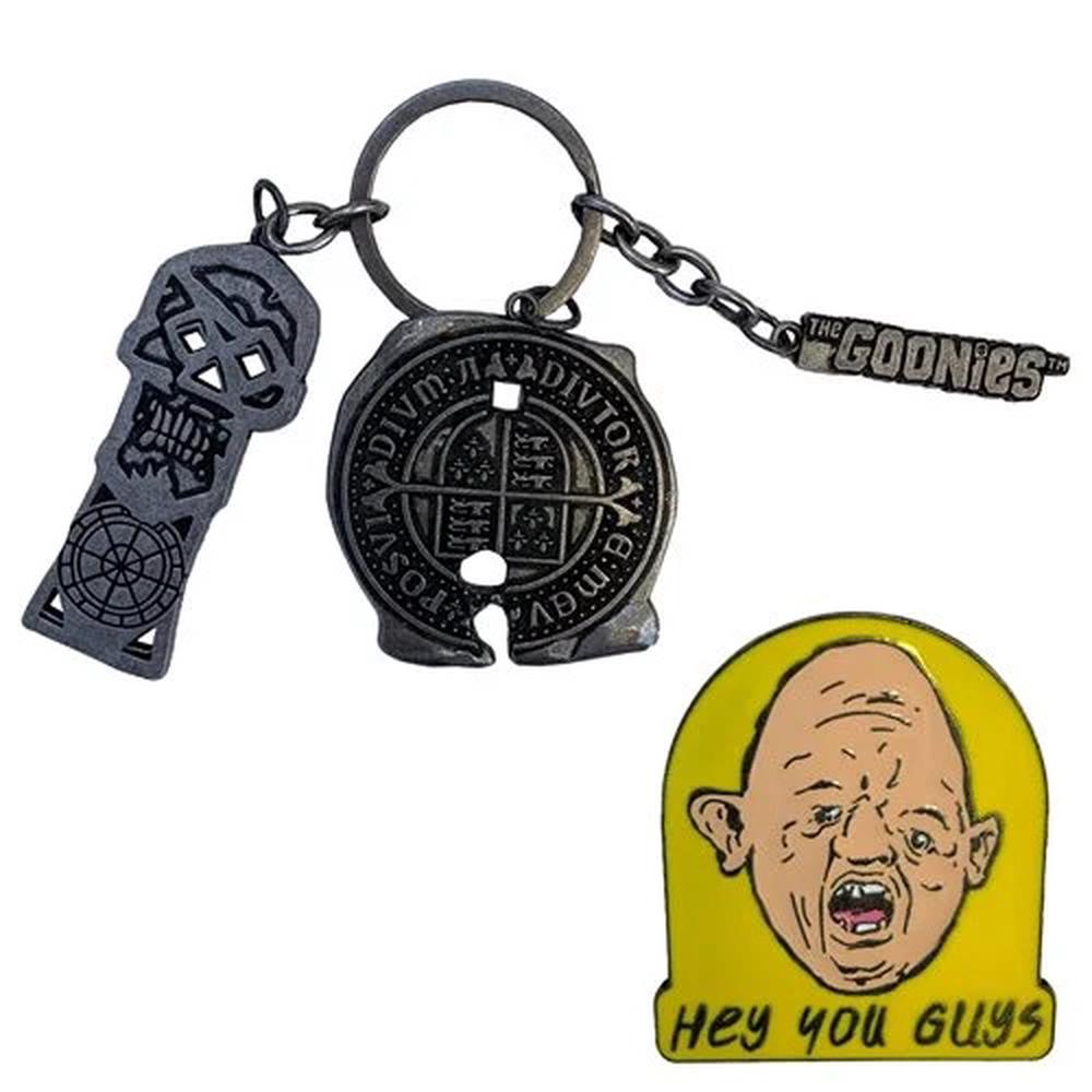 Factory Entertainment The Goonies Collector Home System Key Chain and Pin Gift Set, 5060224086810