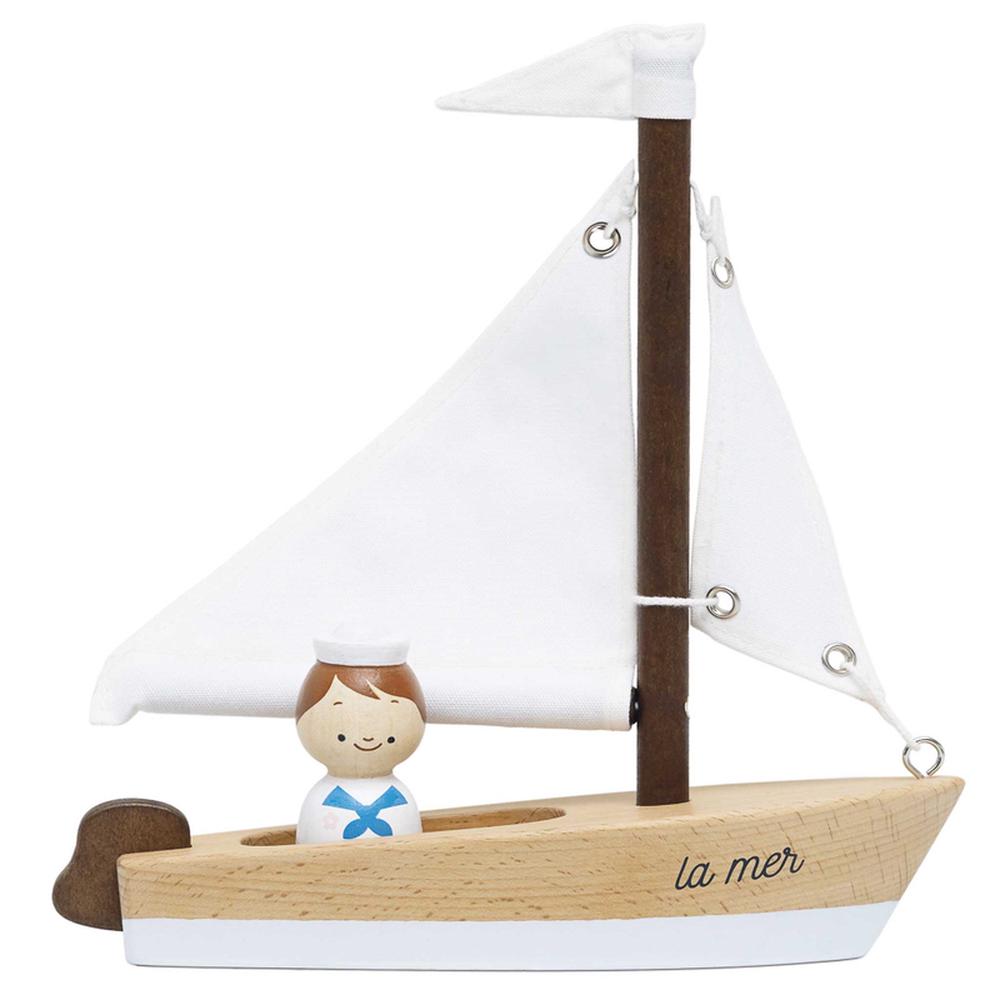 Le Toy Van Wooden Sailing Boat & Captain, 5060692638108