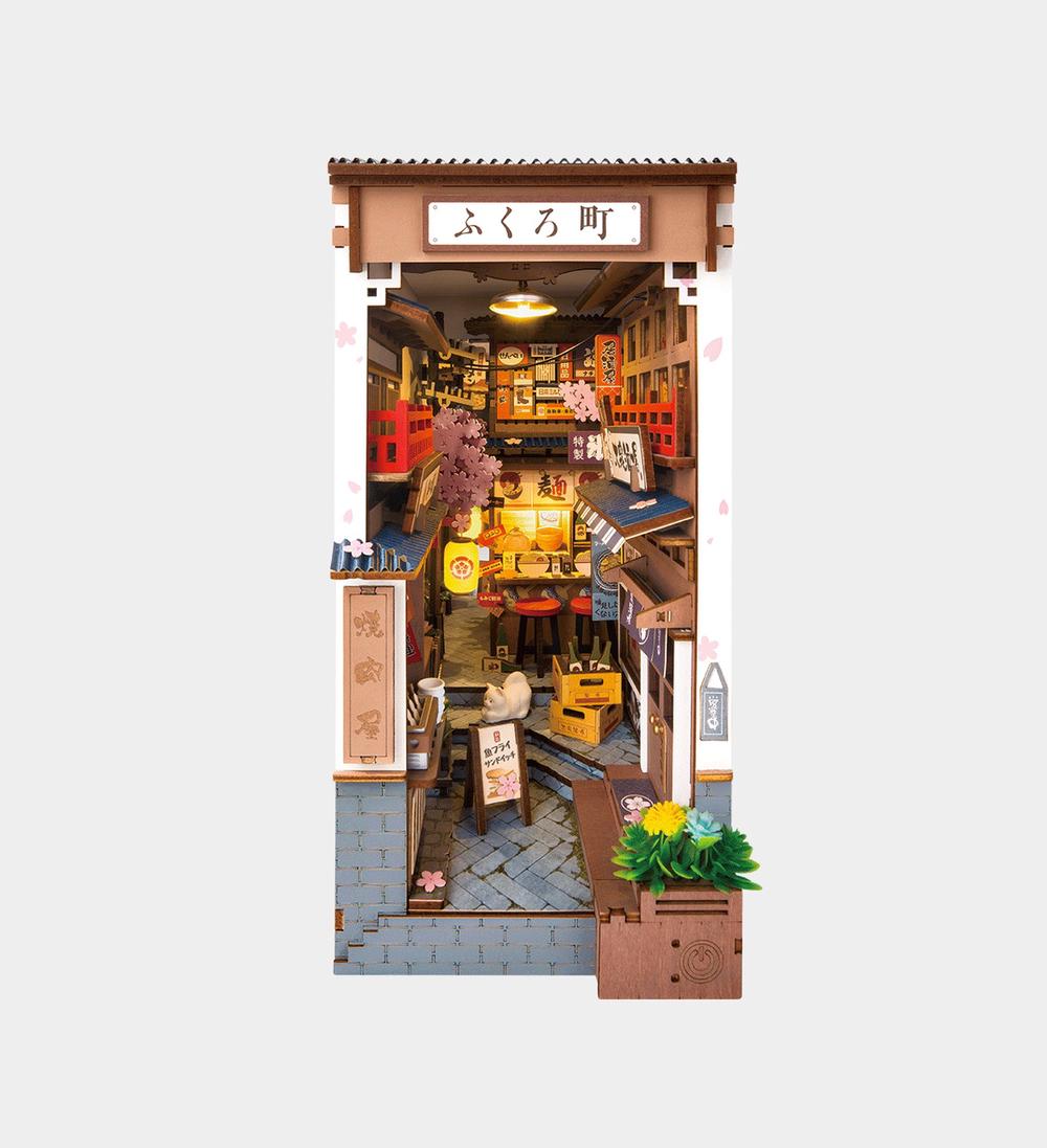 Robotime DIY Book Nook Sakura Wine Ally, 6946785123227