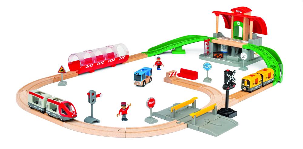 BRIO Central Station Set, 37 Piece, 7312350339895