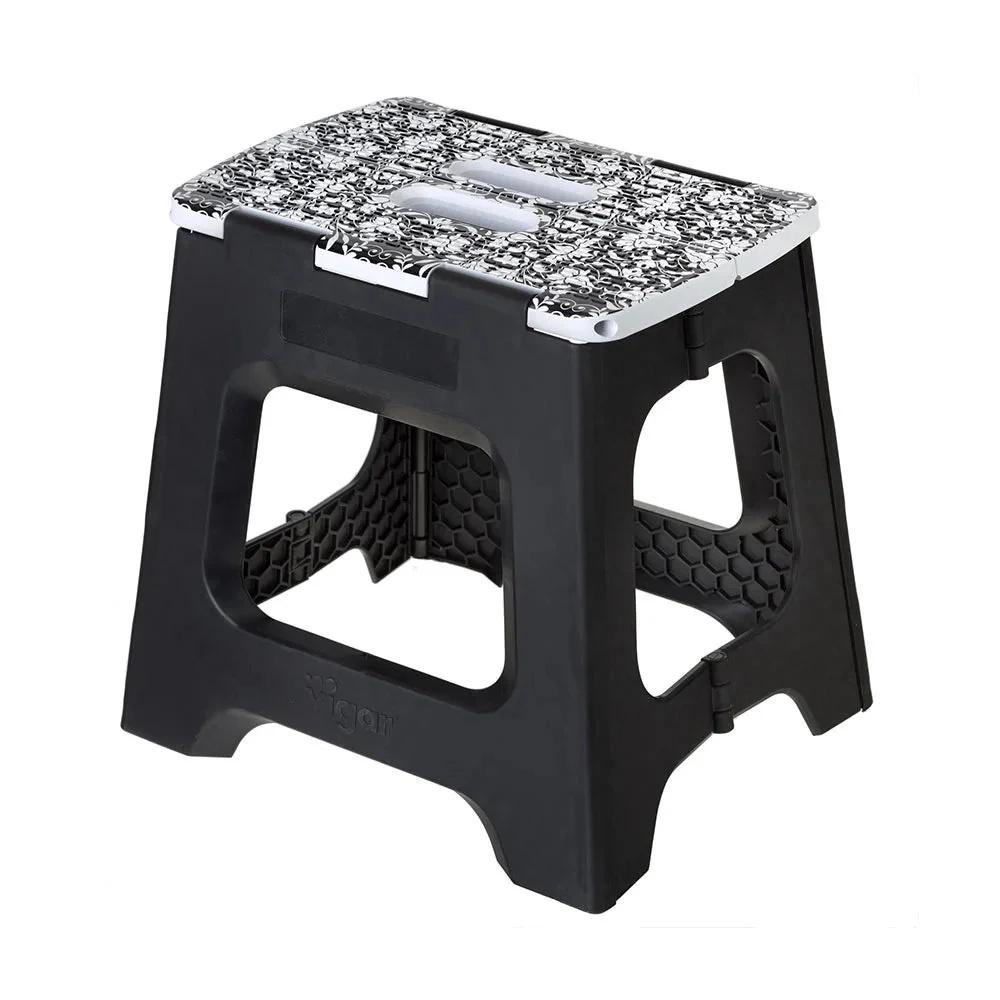 Compact Foldable Stool (Rococco On Top), 8411782421037