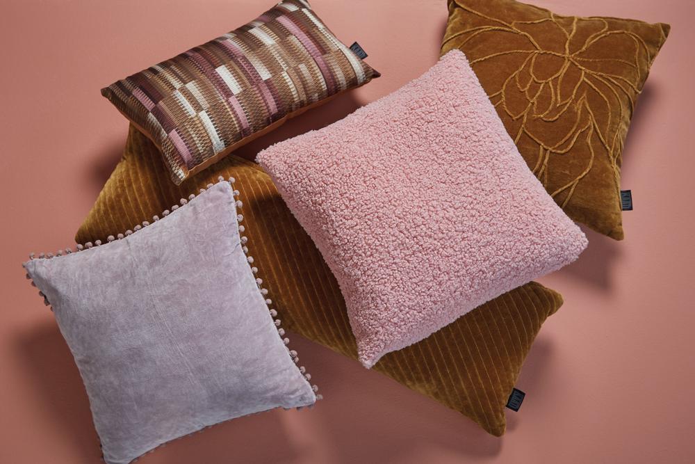 Bedding House Sherpa Filled Square Cushion (Mauve) - 45x45cm, 8719931504199