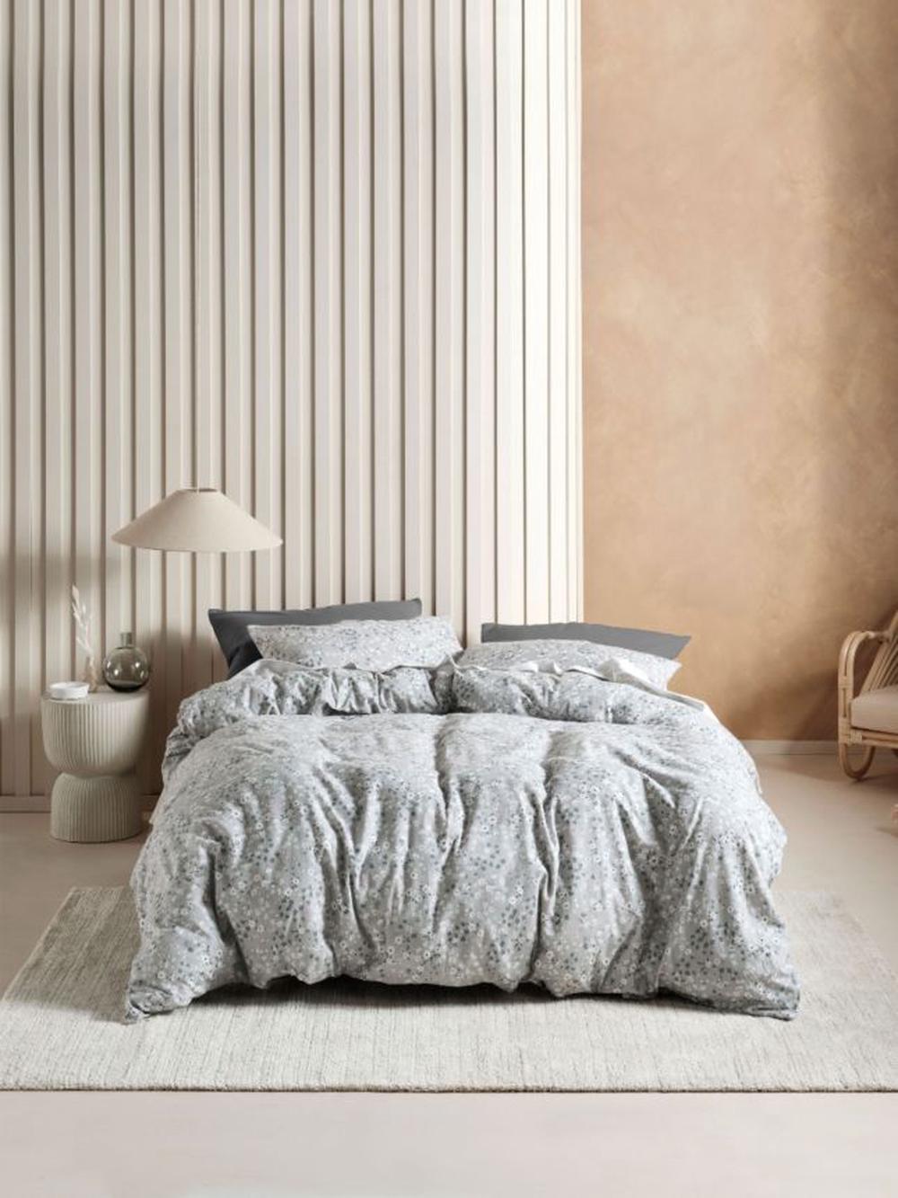 Linen House Printed Flannelette Quilt Cover Set (Aggie) Single Buy