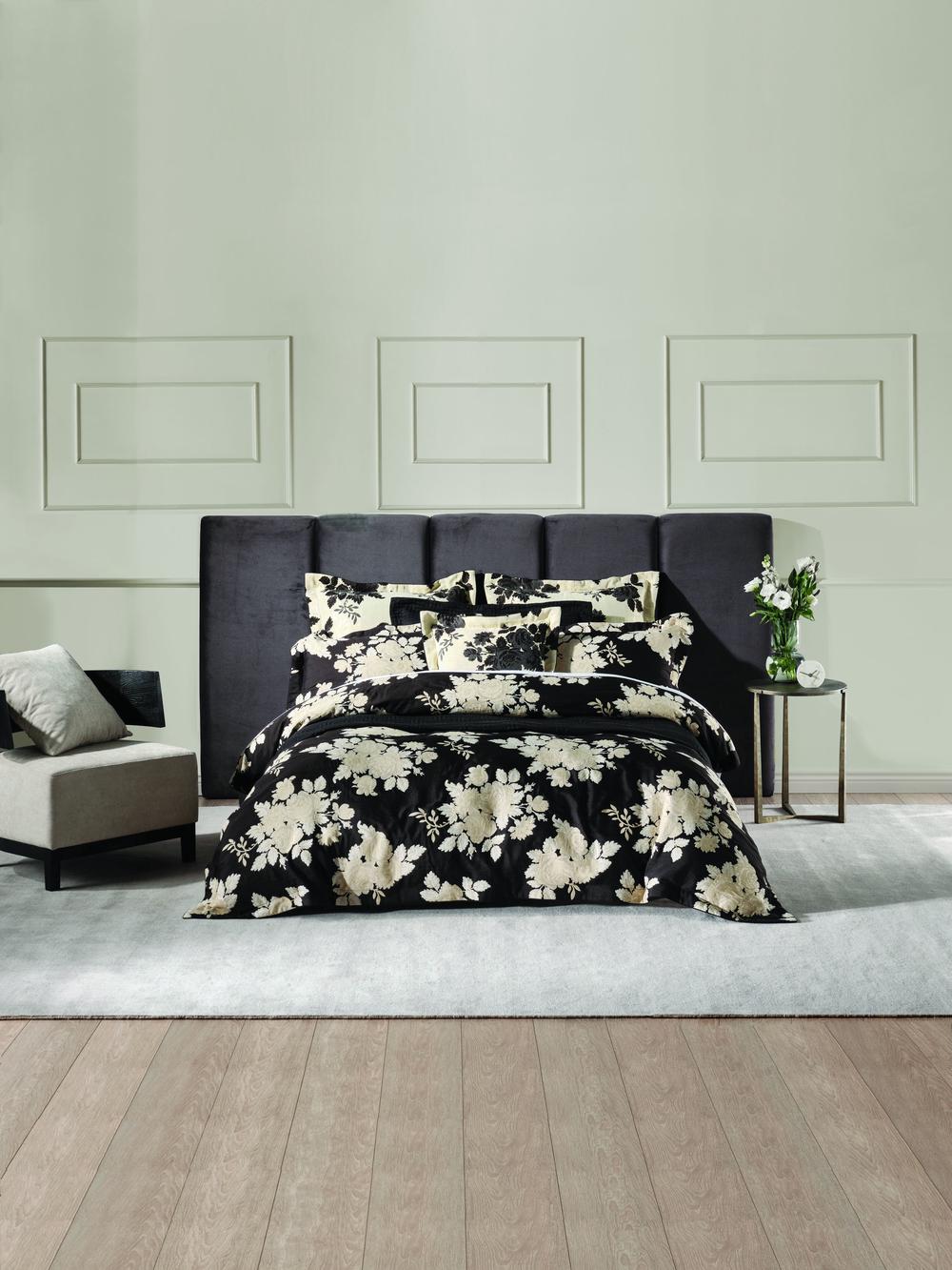 Donato Quilt Cover Set (Black), 9317146511118