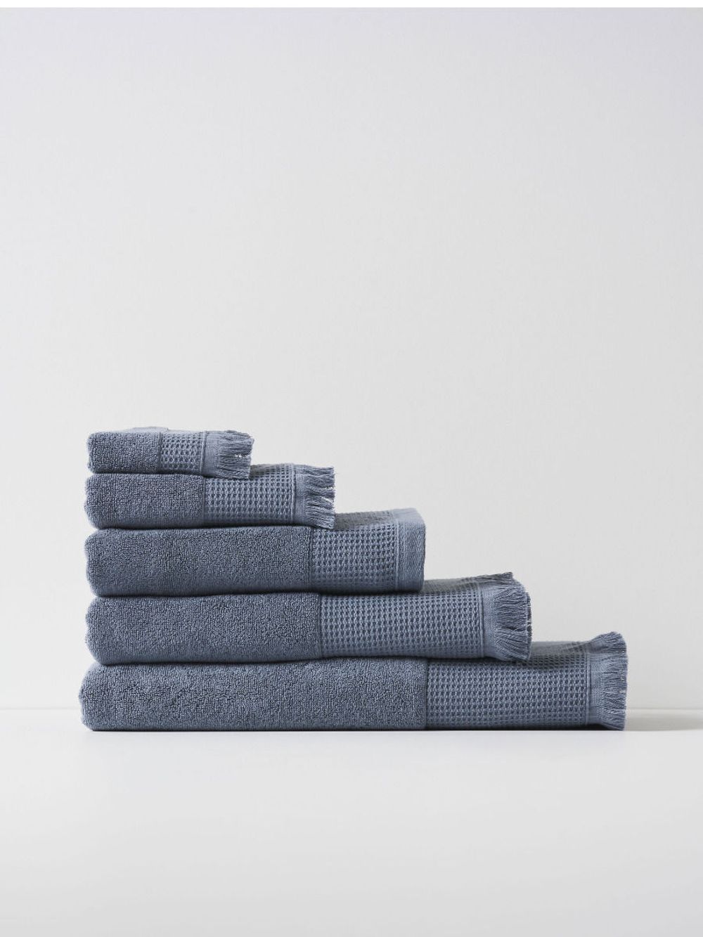 Linen House 550 GSM Eden Hand Towel (Bluestone) - 40x71cm by Linen House - ISBN: 9317146514089