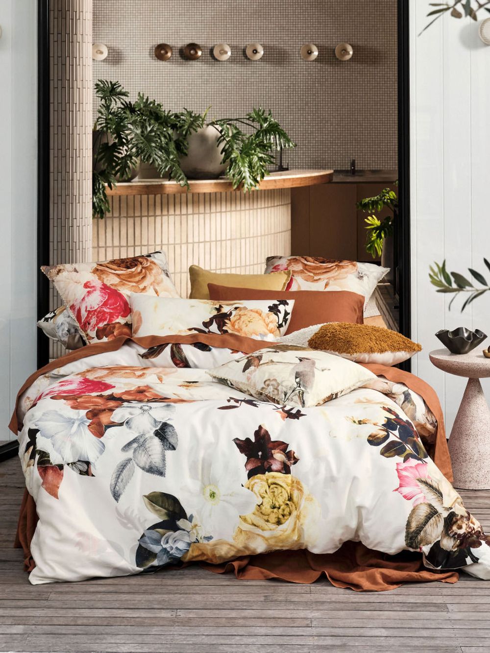 Linen House Primavera Quilt Cover Set - Queen by Linen House - ISBN: 9317146516571