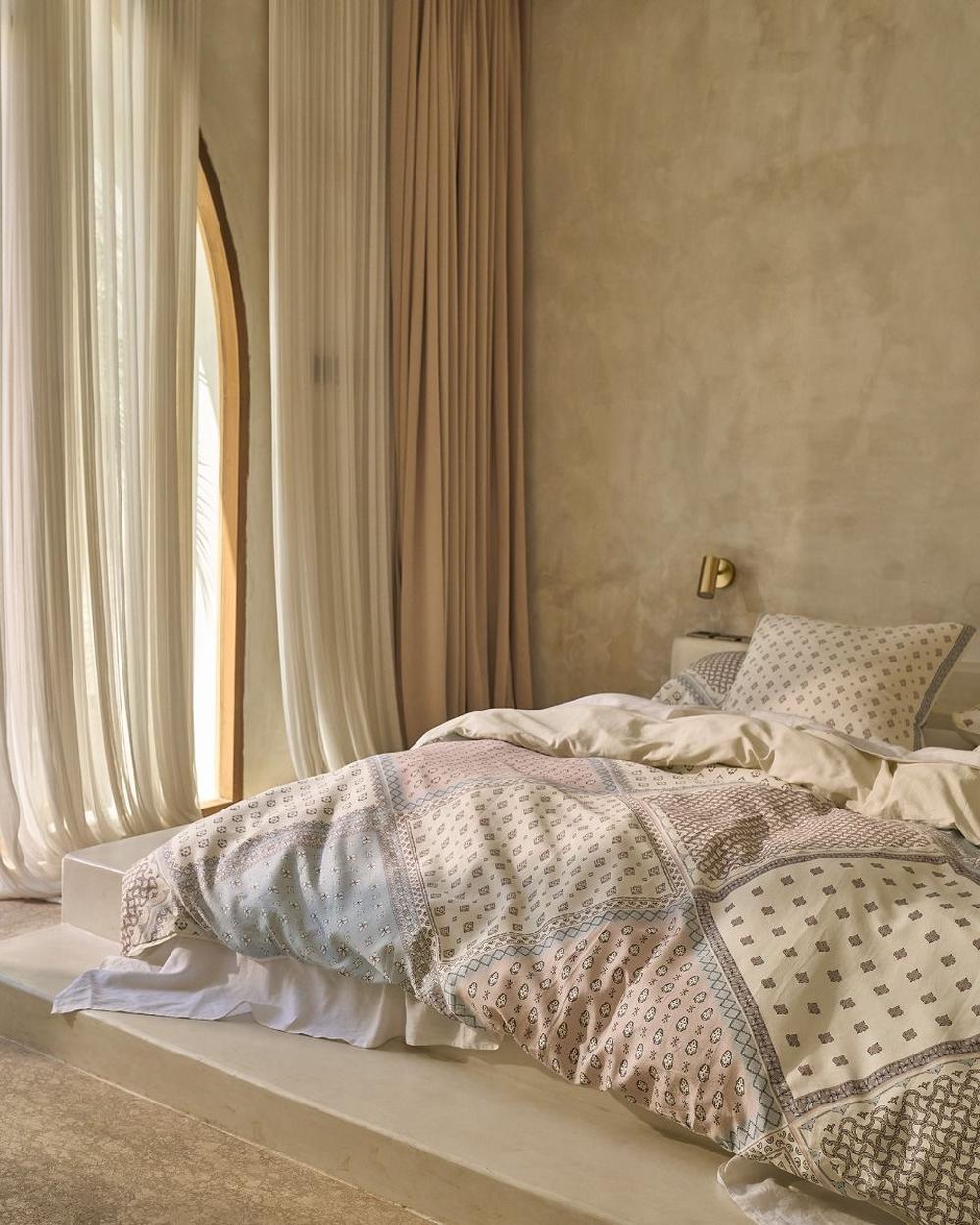 Linen House Avene Quilt Cover Set (Cloud) - Double, 9317146537002