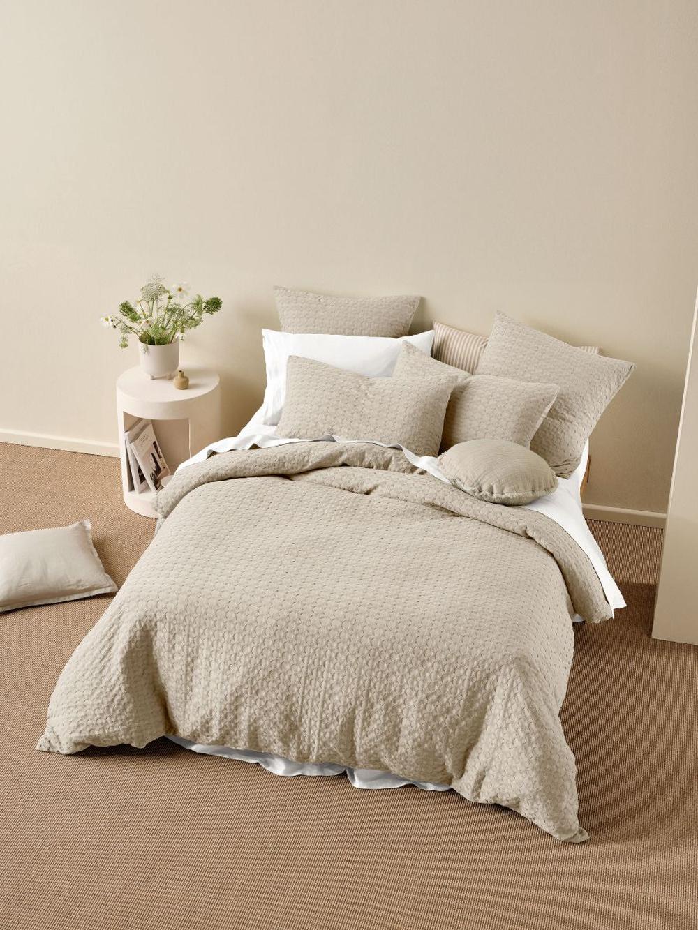 Linen House Vista Quilt Cover Set - Queen, 9317146537408
