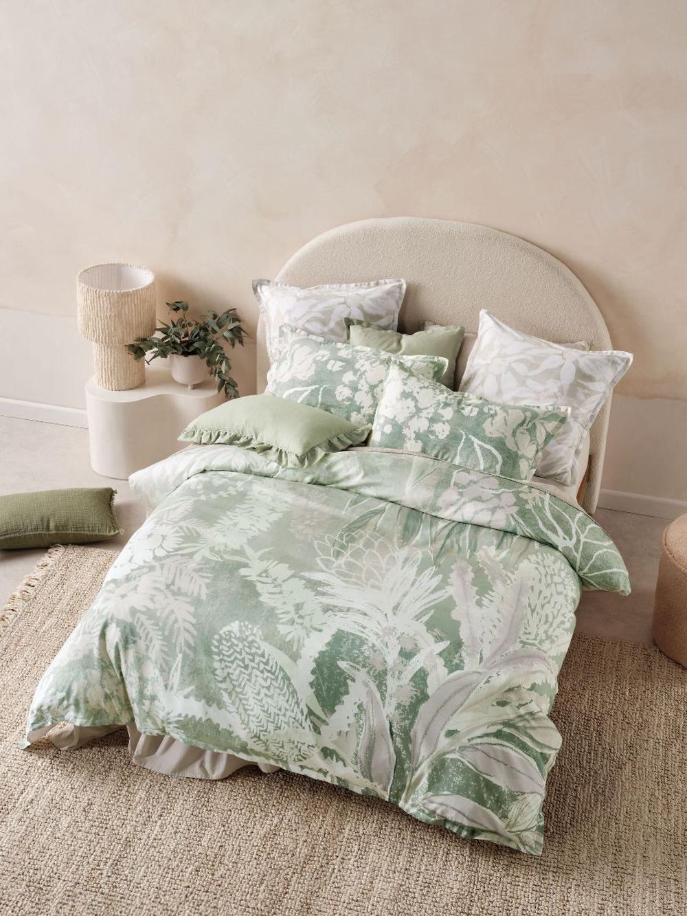 Linen House Esperance Quilt Cover Set (Leaf) - Queen, 9317146537644