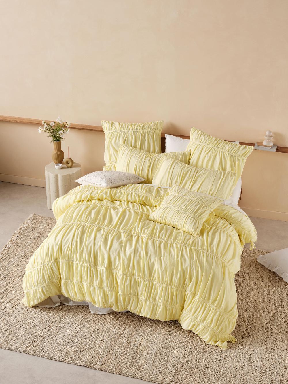 Linen House Layla Lemon Quilt Cover Set - Double, 9317146540316