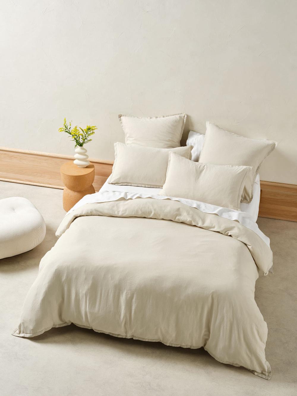 Linen House Connie Quilt Cover Set (Natural) - King by Linen House - ISBN: 9317146551114