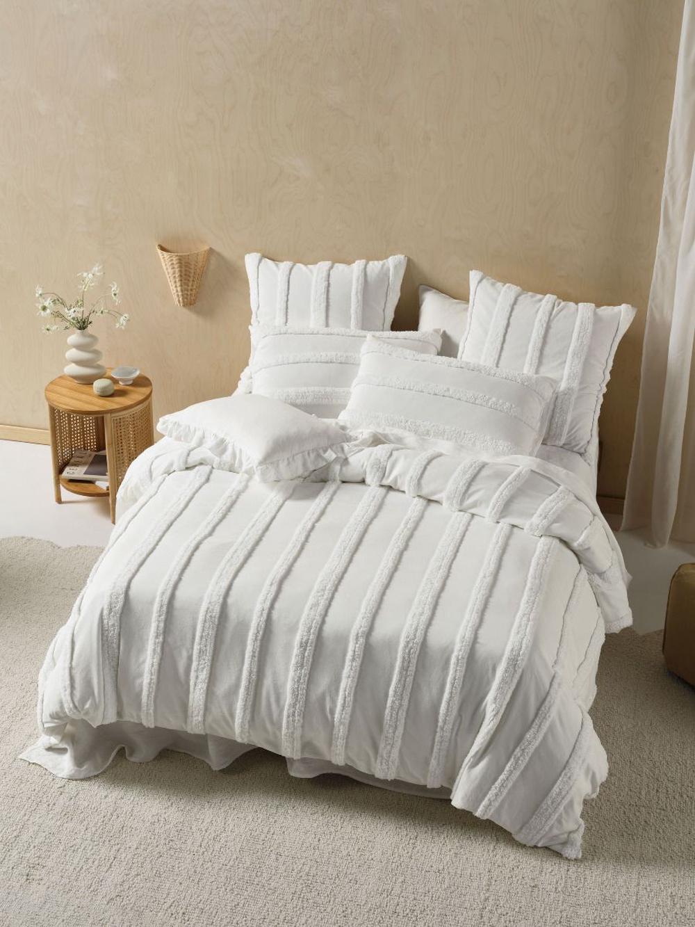 Linen House Cillian Quilt Cover Set - Queen by Linen House - ISBN: 9317146551848