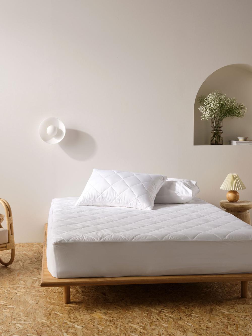 Linen House Bamboo Mattress Protector - Long Single, 9317146563339