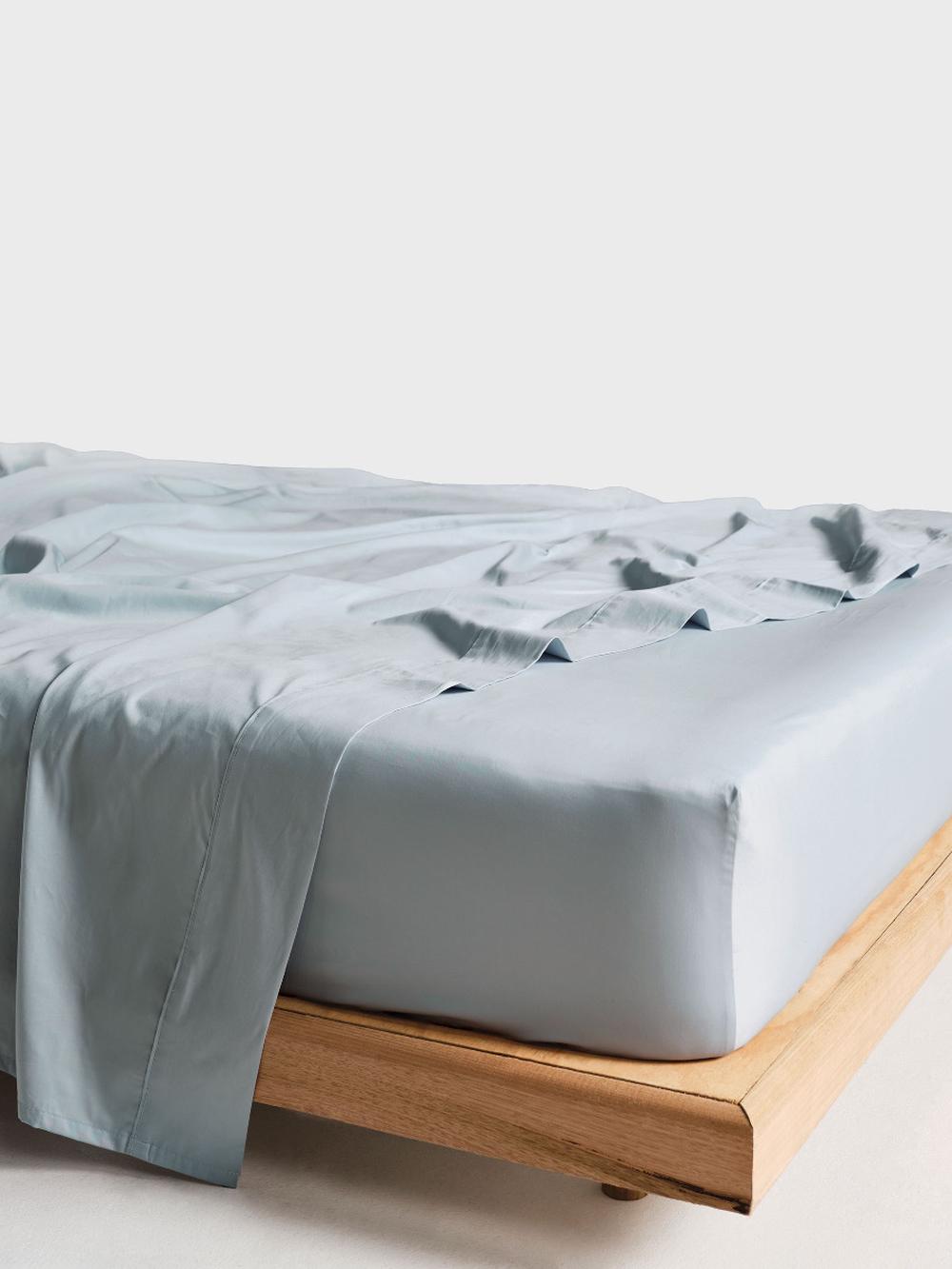 Linen House Vienna Fitted Sheet (Blue) - Single by Linen House - ISBN: 9317146564077