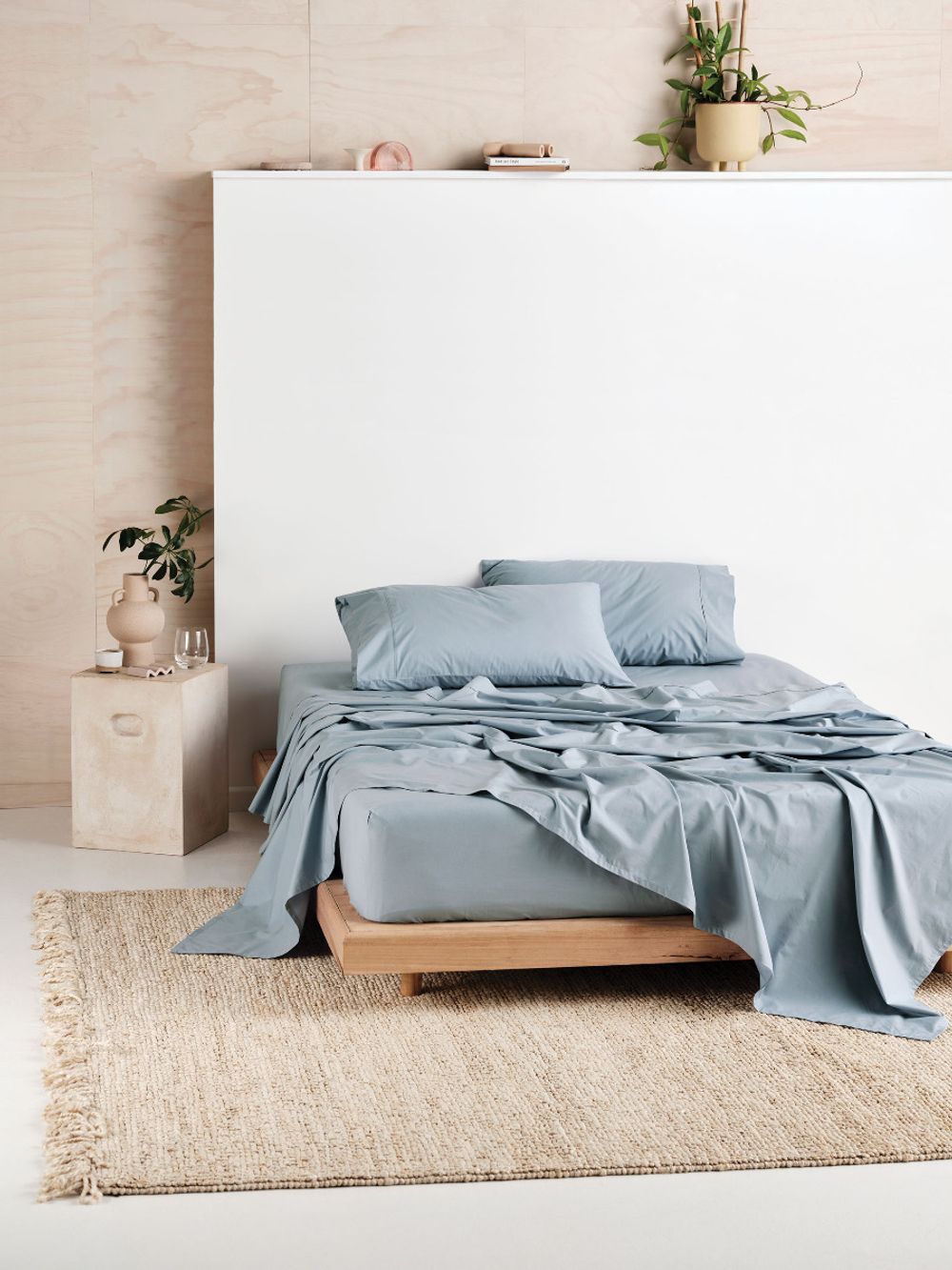 Linen House Vienna Sheet Set (Blue) - King Single by Linen House - ISBN: 9317146564336