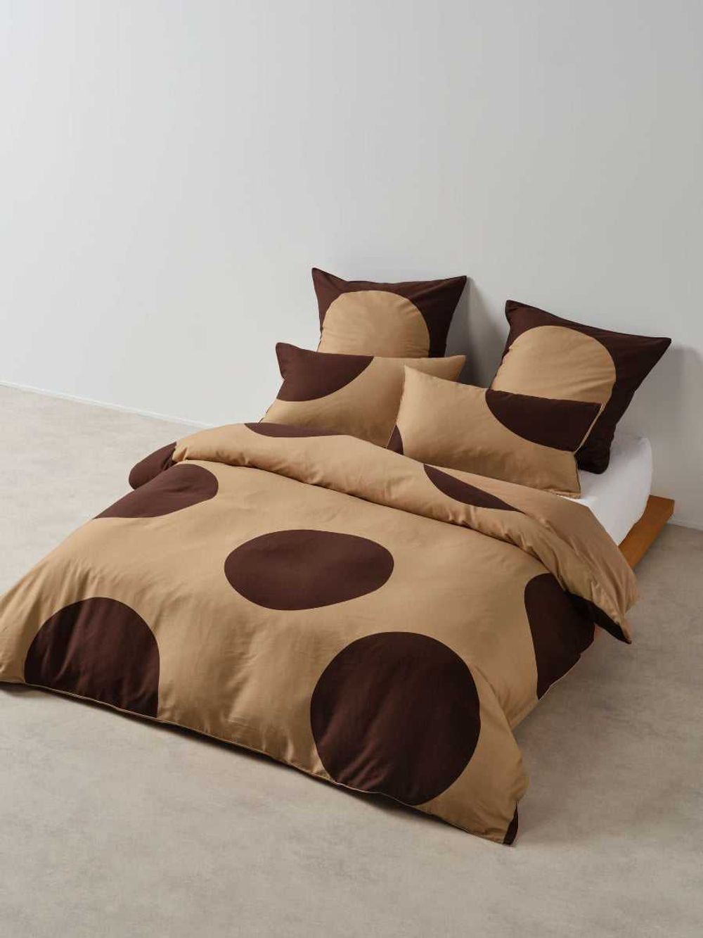 Linen House Pluto Quilt Cover Set (Clay) - Single by Linen House - ISBN: 9317146566804