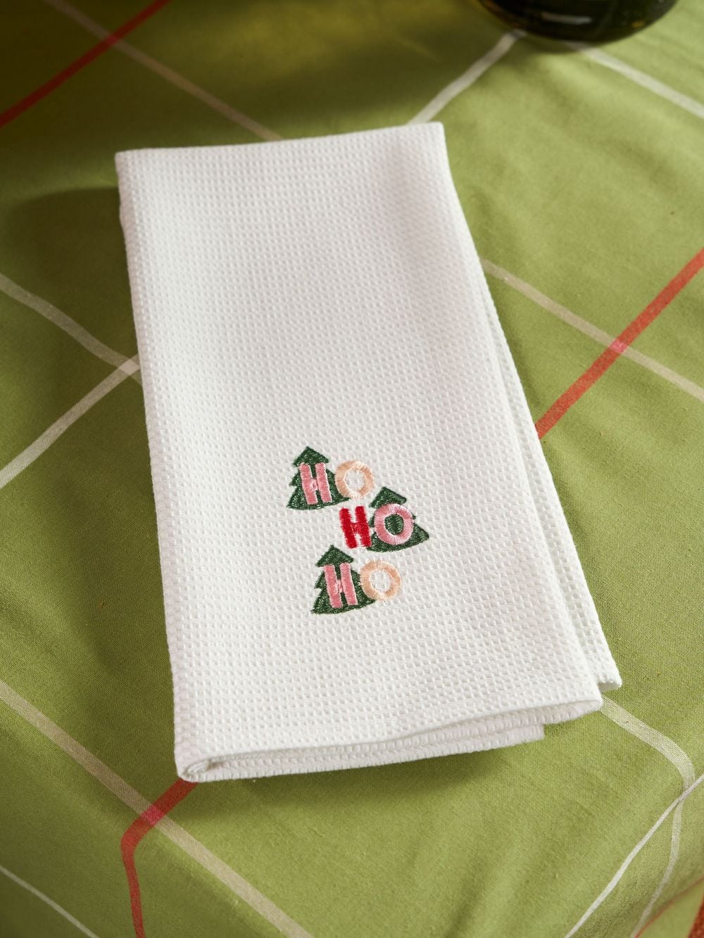 Linen House Ho Ho Ho Embroidered Tea Towel (White) - 50cm x 70cm by Linen House - ISBN: 9317146581722
