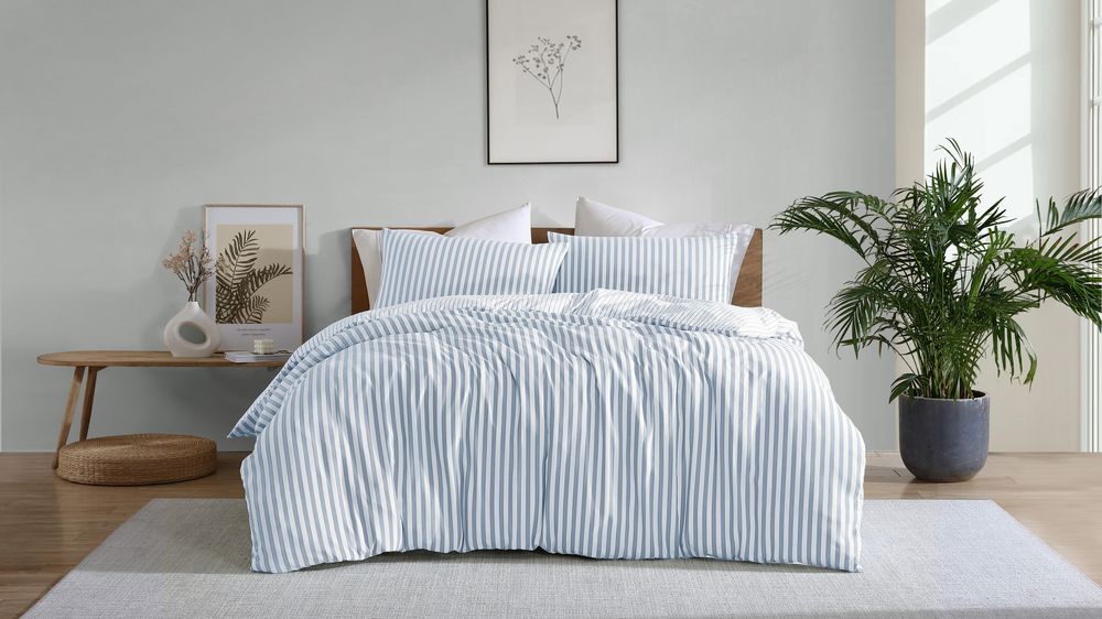 Ardor Boudoir Frankie Stripe Quilt Cover Set (Blue) - Queen by Ardor Boudoir - ISBN: 9319288685665