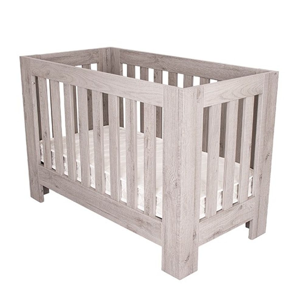 Love N Care Stan Mini Cot by Love N Care - ISBN: 9325049024109