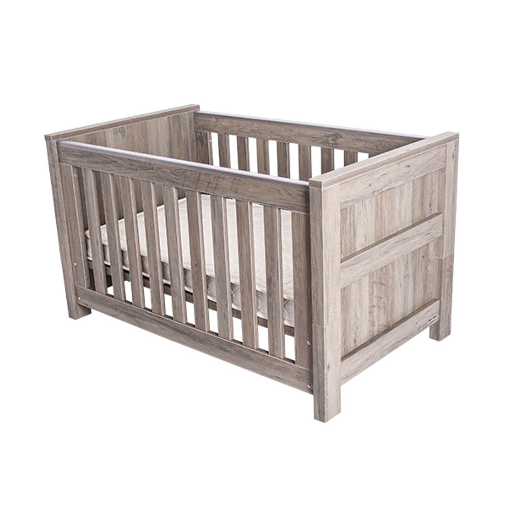 Love N Care Bordeaux Cot (Brown Vintage) by Love N Care - ISBN: 9325049025236