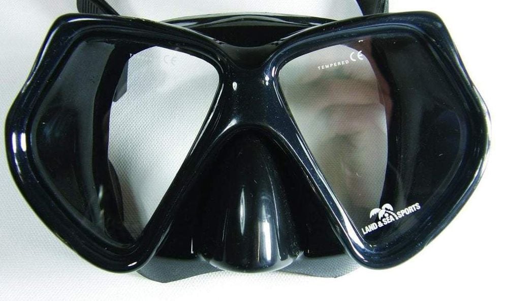 Land & Sea Nautilus Pocket Snorkel by Land & Sea - ISBN: 9325132034350